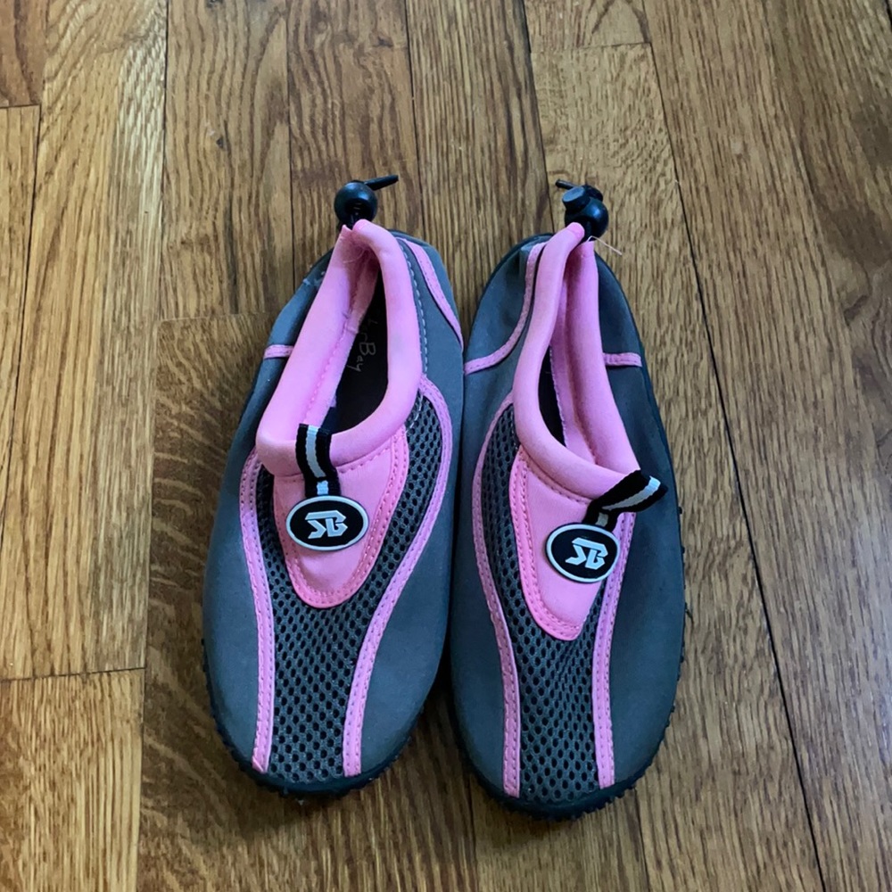 Water sand shoes